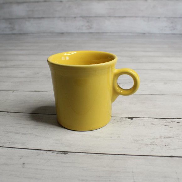 Fiesta Coffee Cup Mugs Sunflower Yellow Lot 4 Made in USA Homer Laughlin - Picture 6 of 11